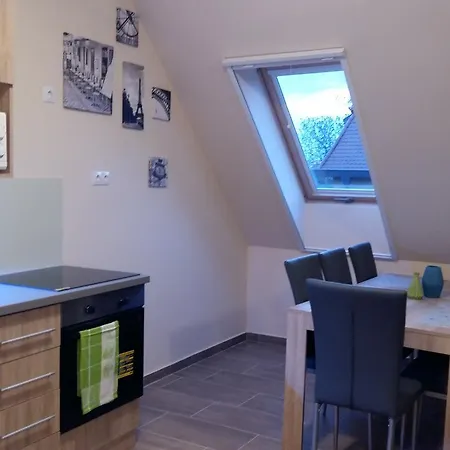 Tahiti * Hajdúszoboszló